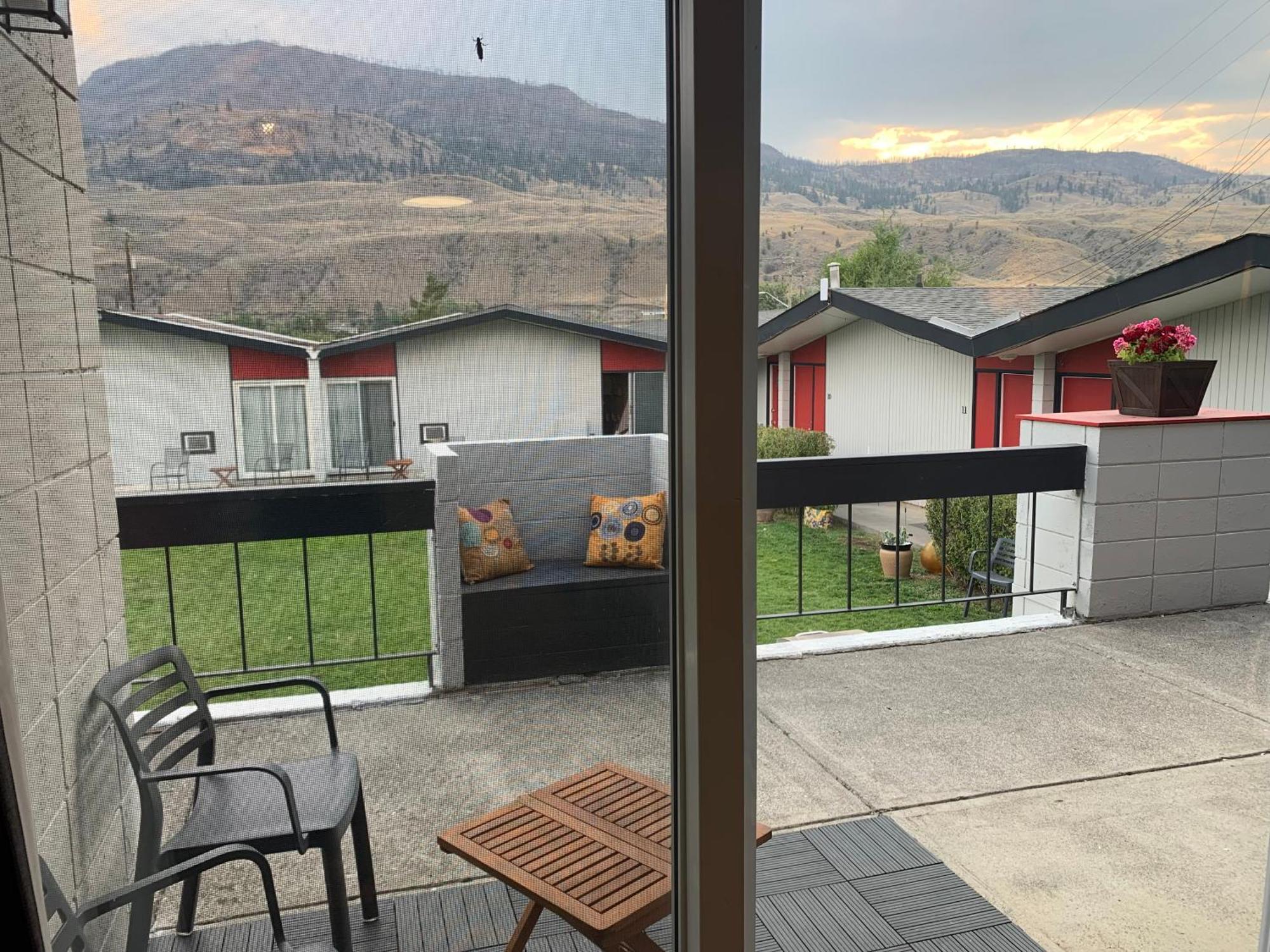 Destination Inn Cache Creek Exterior foto
